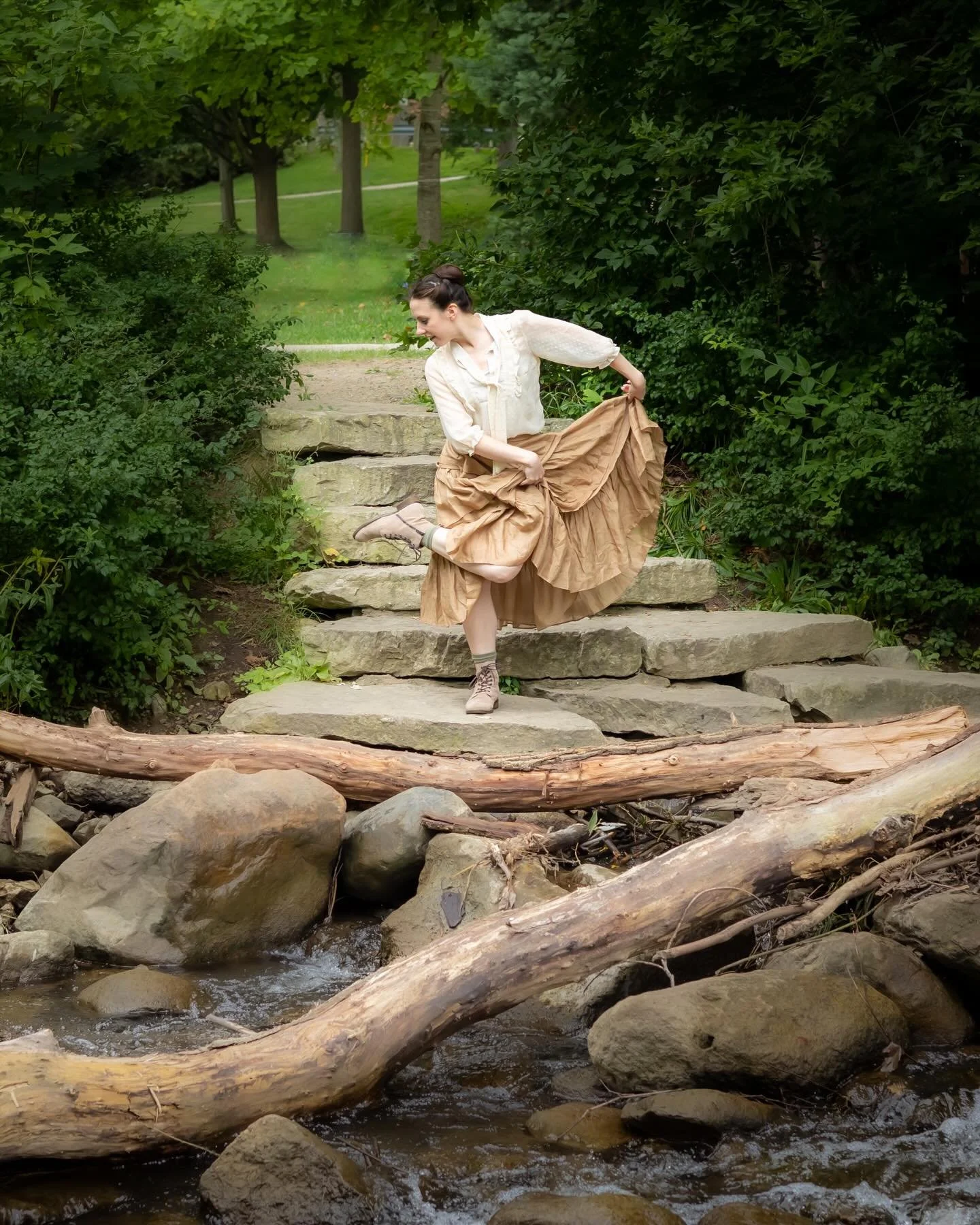 Happy Earth Day!🌲🦫🪻🌎

#2ndstreetdance @diversiform_dance_project #earthday #happyearthday