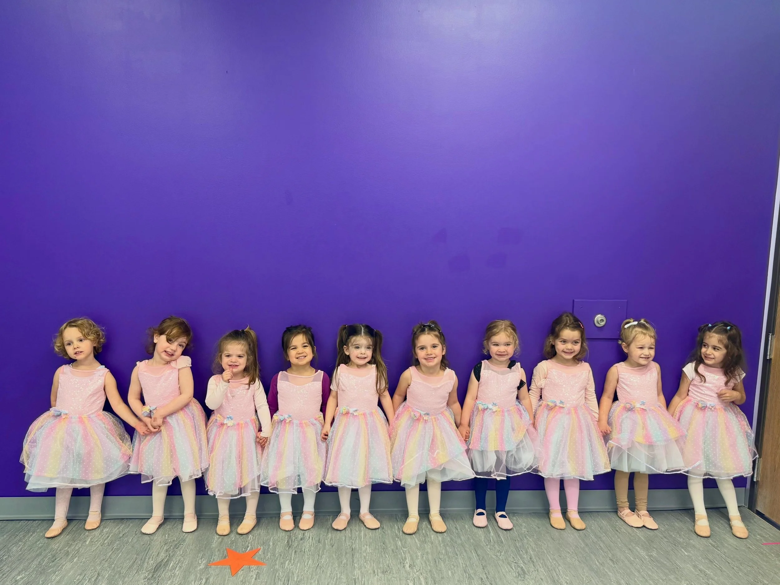 Recital is coming! We can&rsquo;t wait to see all of our dancers on stage! Who is excited?!🌟

#2ndstreetdance #recital #dancerecital