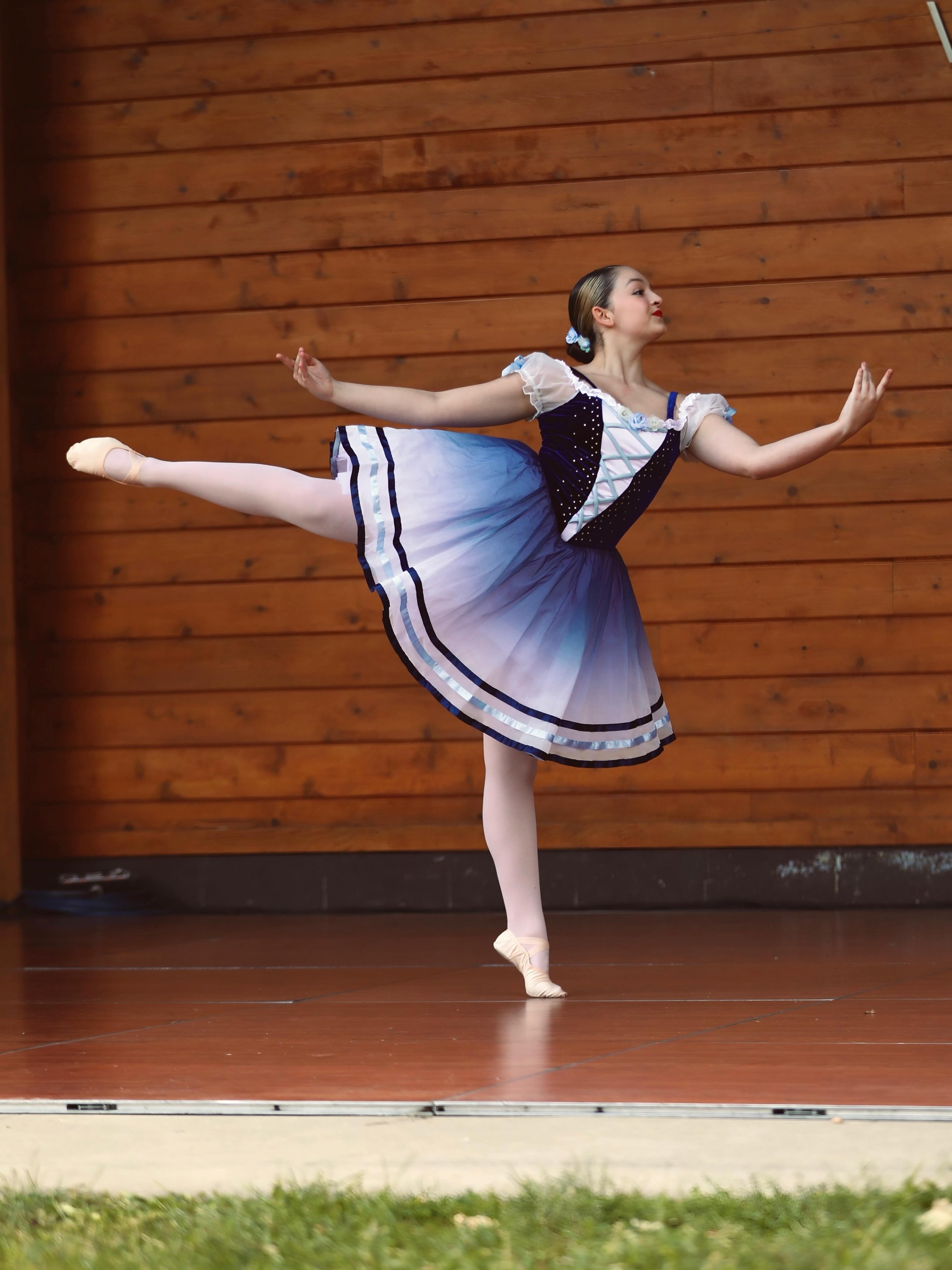 Come see us perform today at the Heritage Days Festival at Rochester Municipal Park at 12pm! Want to dance with us later this summer at the Arts and Apples Festival? Scroll down to see options and sign up at:  https://www.2ndstreetdance.com/summer-cl