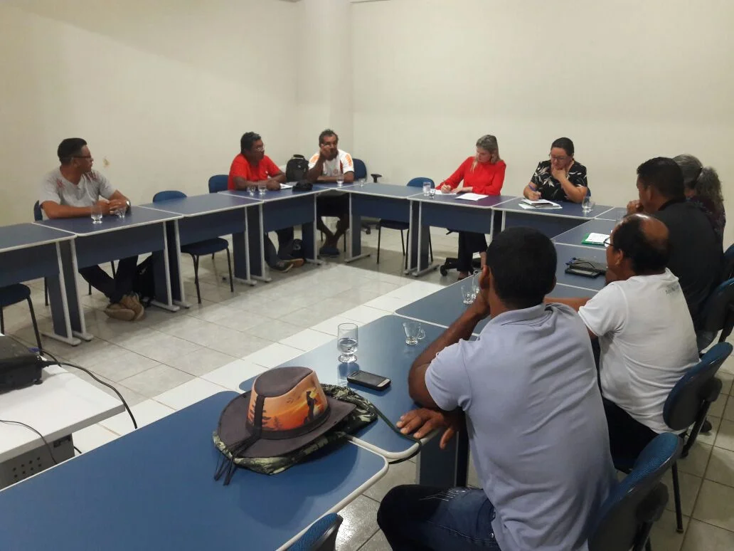 Mortes e invasões preocupam moradores de Ituqui. Ribeirinhos foram recebidos pela Semma