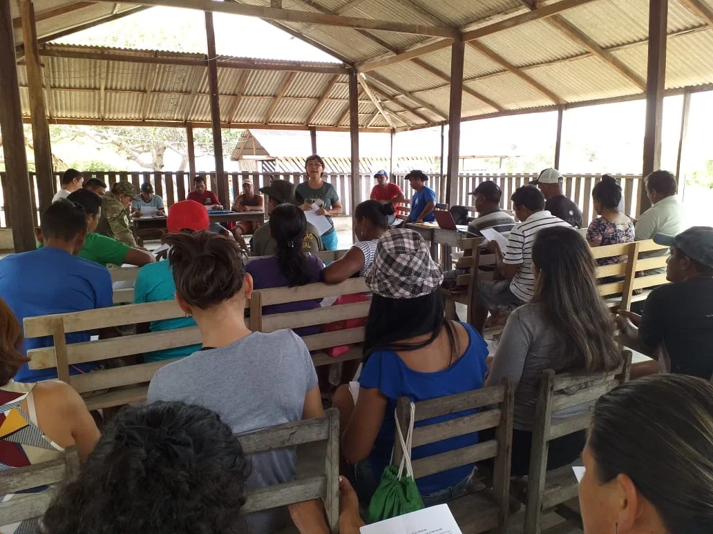 Moradores da região do Arapixuna discutem acordo de pesca que estabelece regras para atividade pesqueira