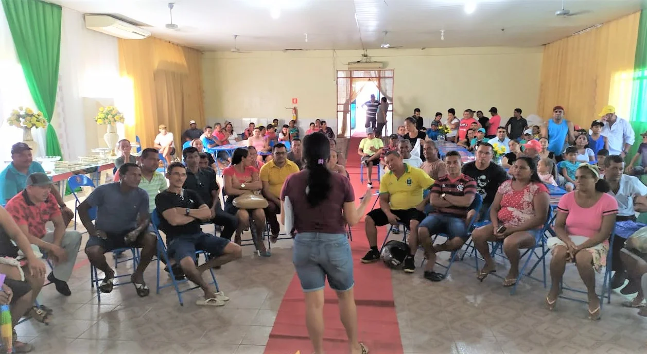 Dados de mapeamento são apresentados aos pescadores em Itaituba, Oeste do Pará