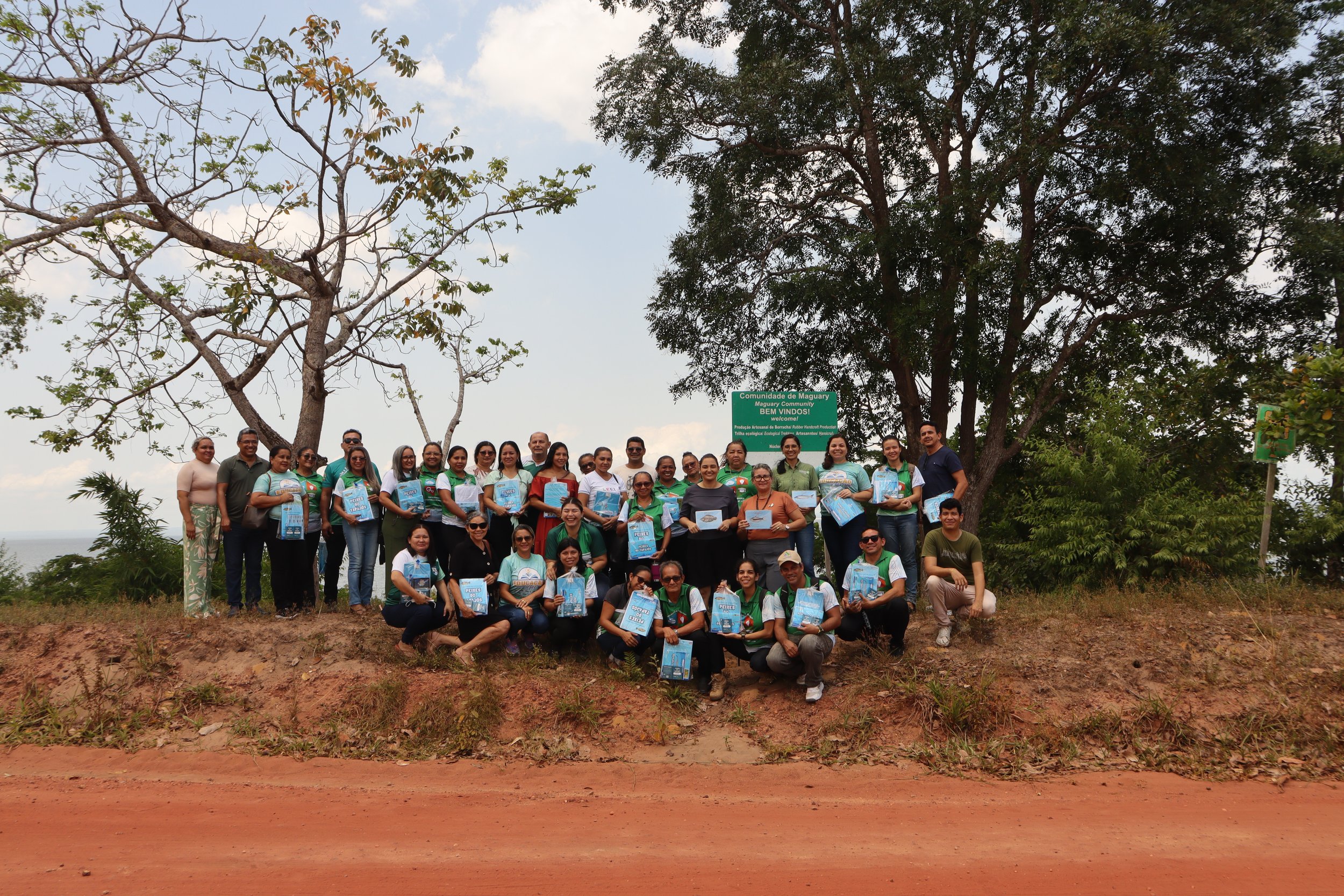 Nove escolas da Flona do Tapajós participam de treinamento para uso de coleção didático-pedagógica sobre peixes do Tapajós
