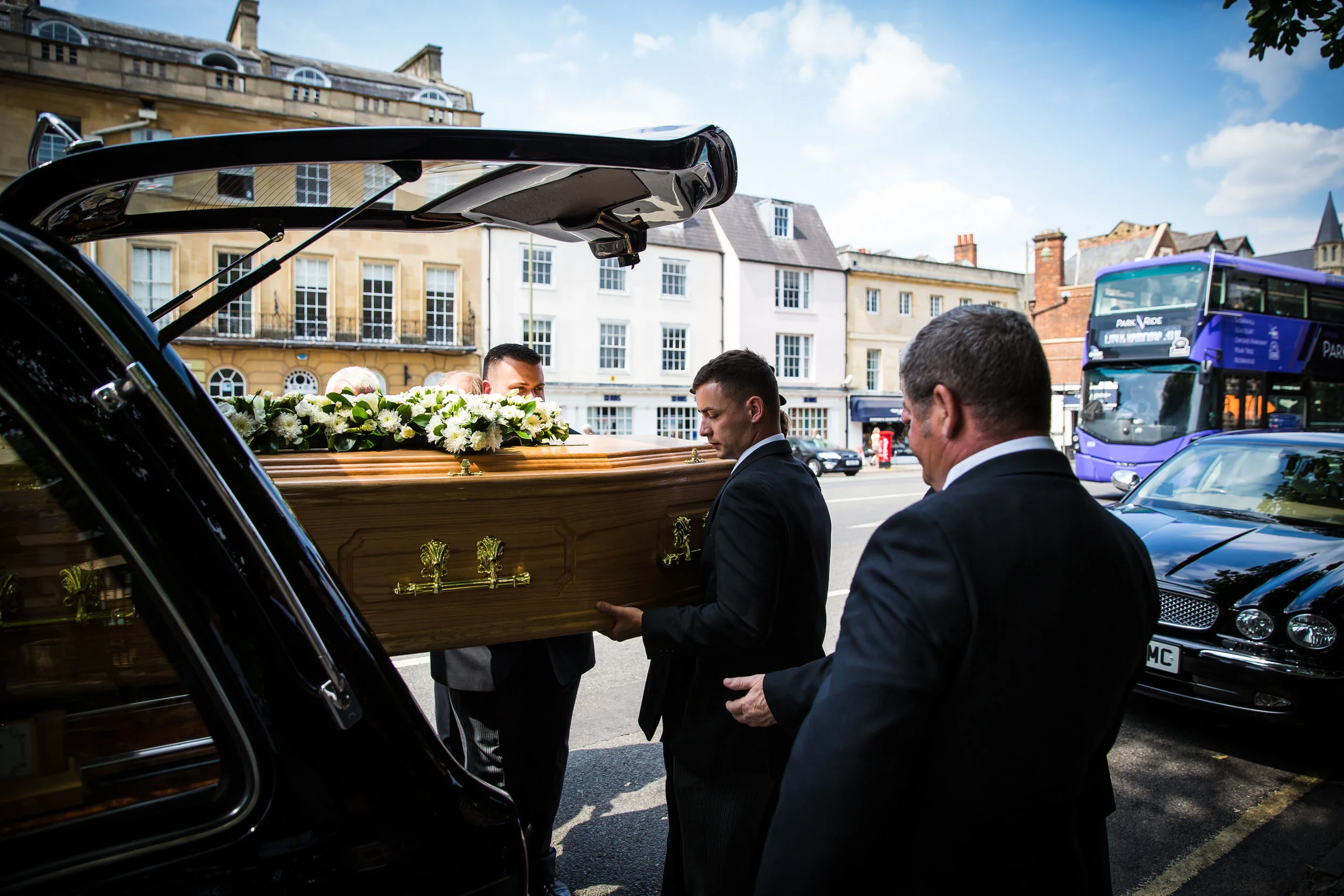 Oxford Funeral Photographer at St Giles Church, Oxford