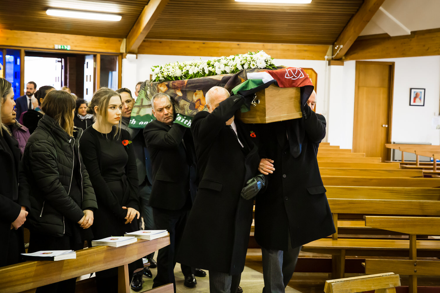  Gilroes Cemetery and Crematorium Funeral Photographer, Leicestershire 