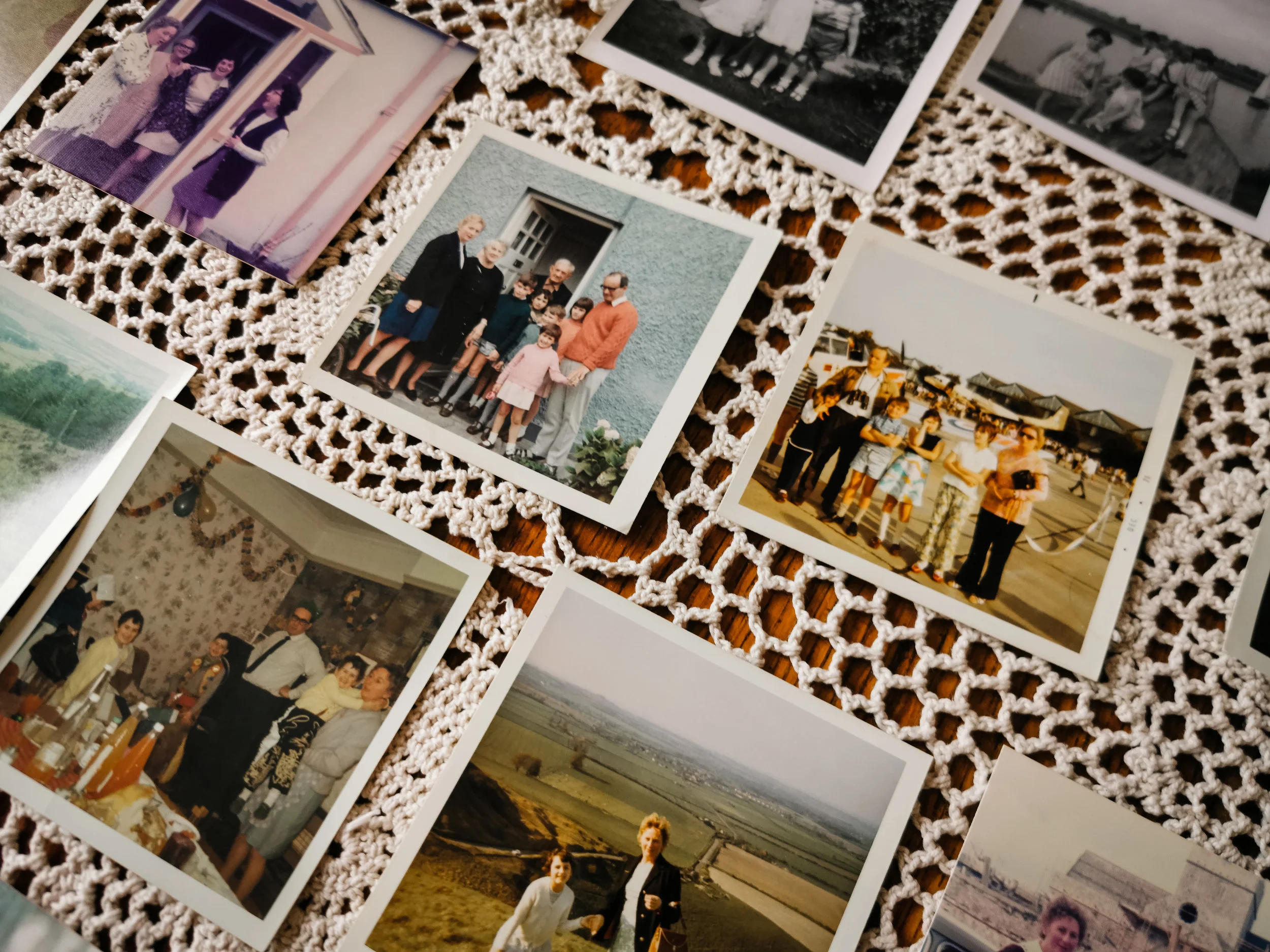 How Many Photos Should a Funeral Slideshow Have?