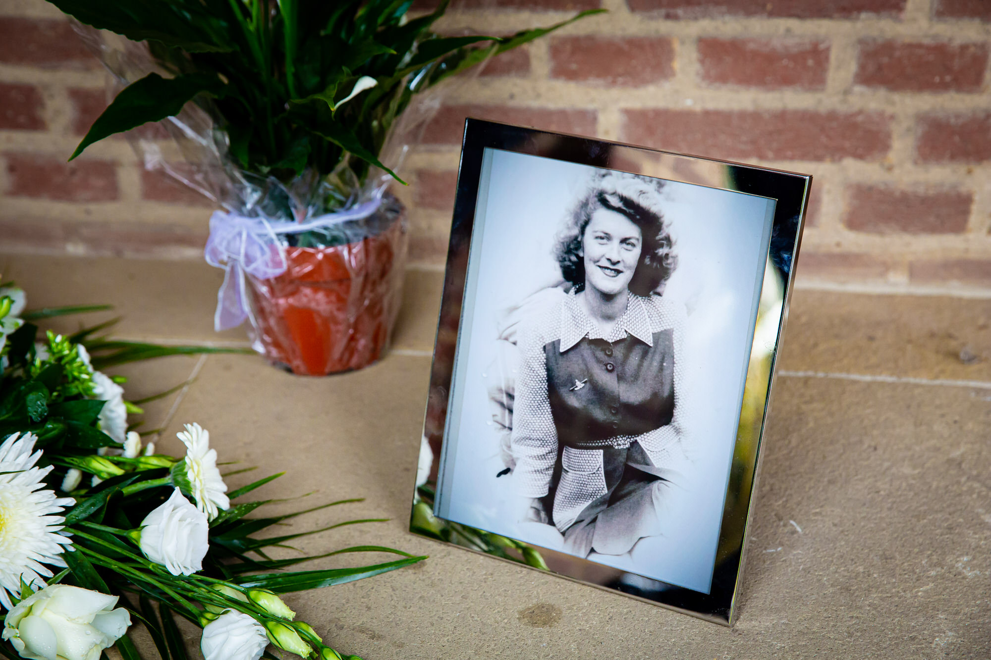 Funeral Photographer at South West Middlesex Crematorium