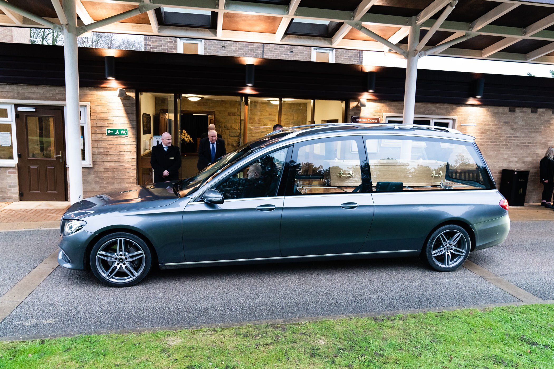 Nottinghamshire Funeral Photographer 088.jpg