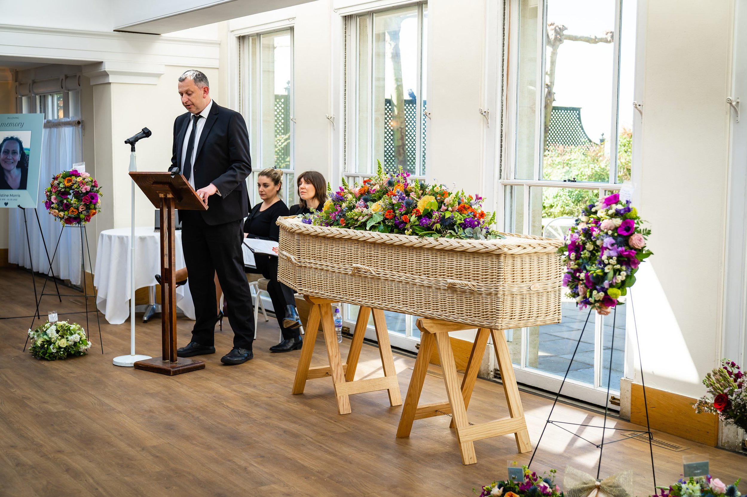 UK Funeral Photographers and Funeral Photography