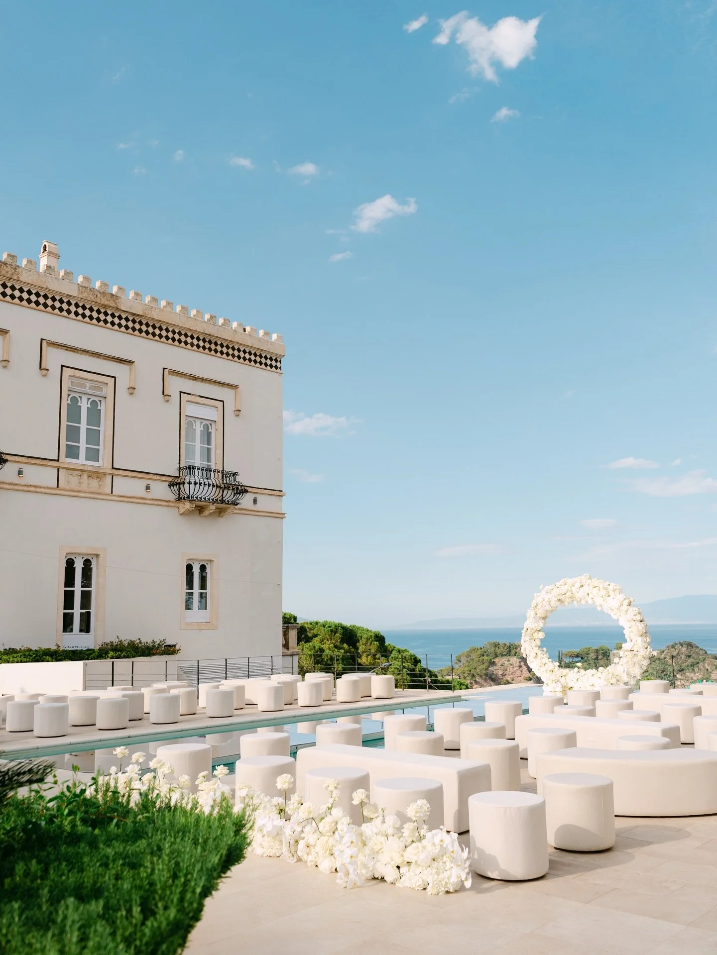 DOLCE SICILIA

Reliving Jay and Teresha&lsquo;s luxury three day wedding in Sicily, Italy. A celebration of two beautiful souls at Villa Mon Repos in Taormina. 

Villa Mon Repos sits on a breathtaking coastline overlooking the Mediterranean, and is t