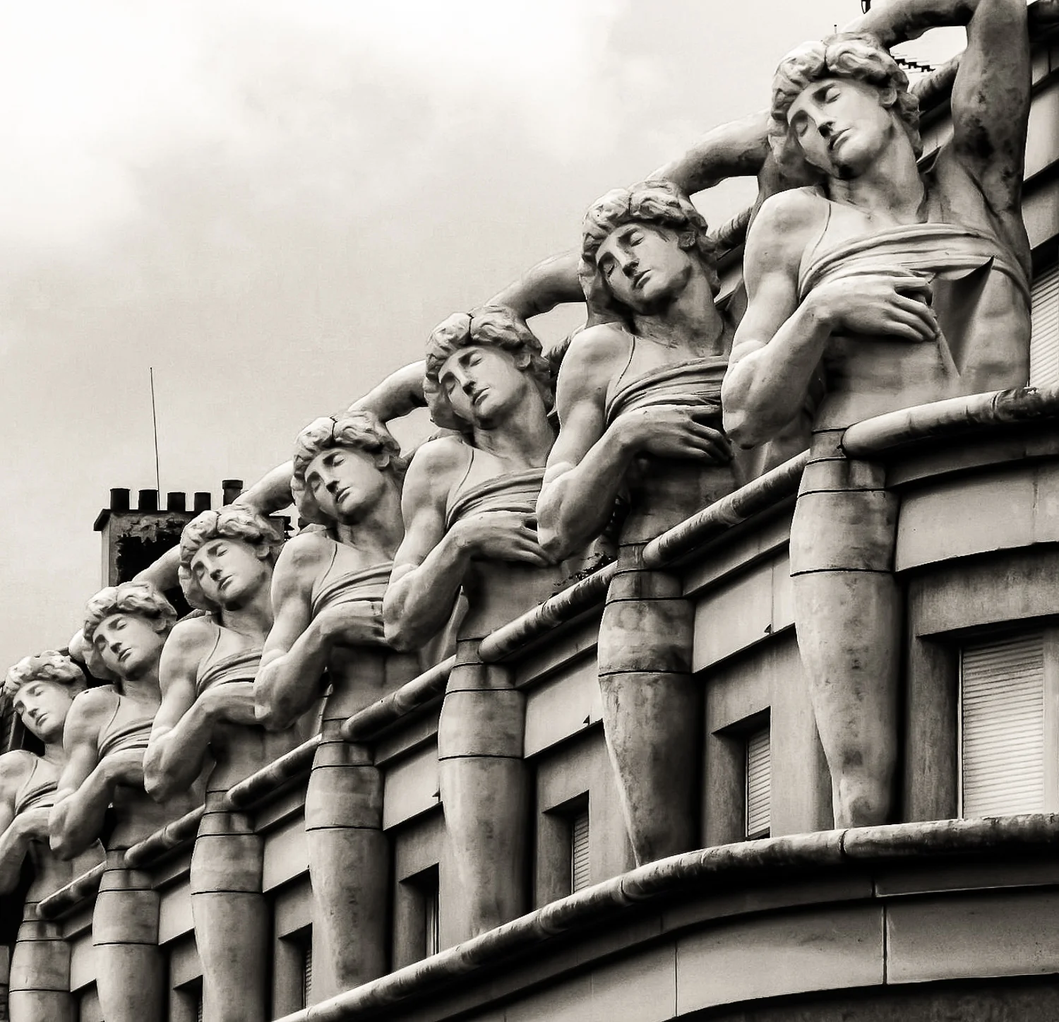 'The Magnificent Seven'. Paris, France. 1/800sec, f/3.5, ISO 80