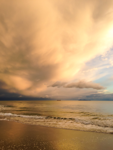 Ocean bound storm front crossing the Bay of Plenty coast. 