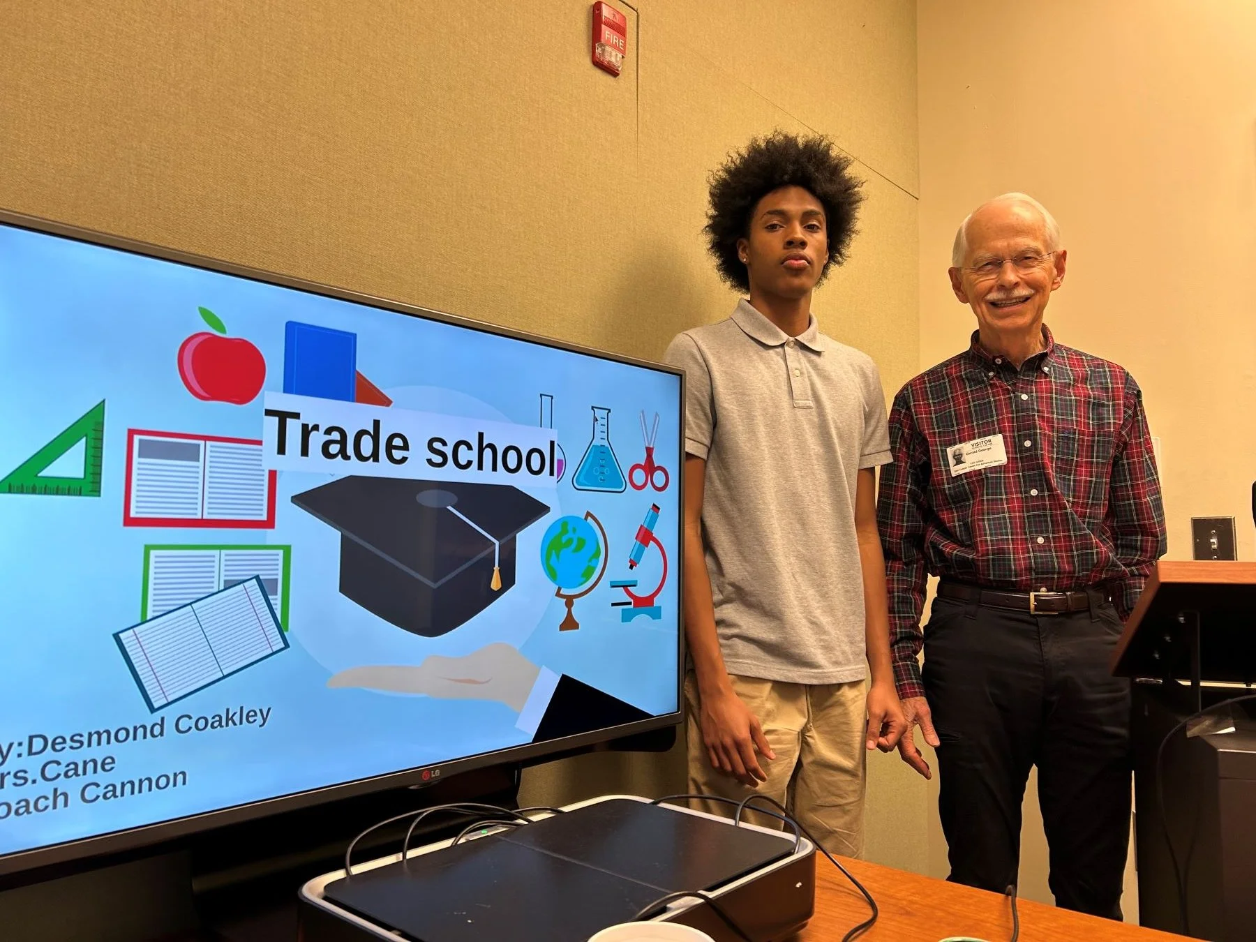 Desmond Coakley presenting his Senior project at Wando HS on 12-11-2025.