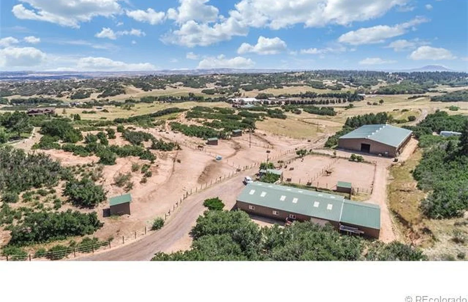 Horse facilities Aerial.jpg