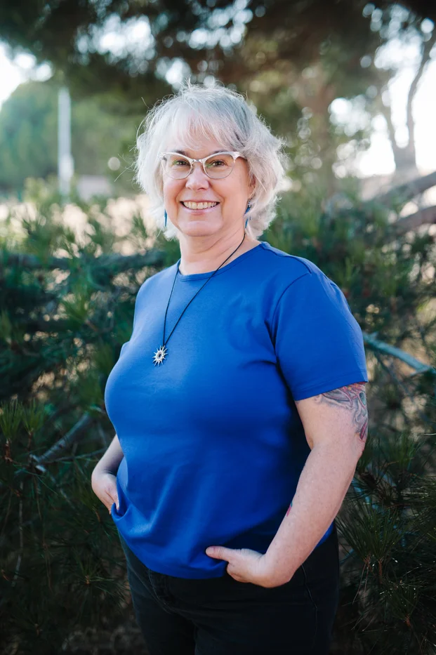 Loren-Rhoads-author-picture.jpg
