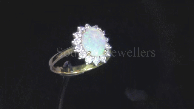 18ct Opal & Diamond Ring