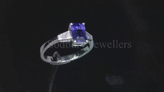 18ct Tanzanite & Diamond Ring