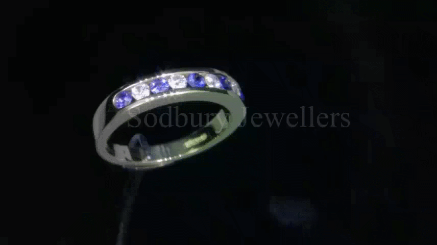 18ct Sapphire & Diamond Ring