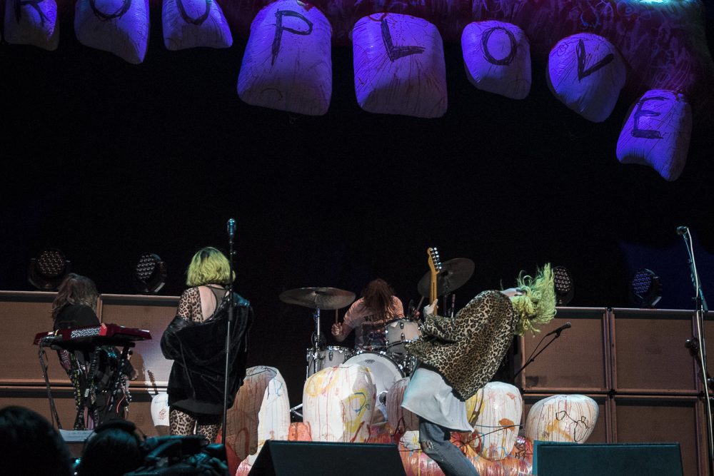 Grouplove-15.jpg
