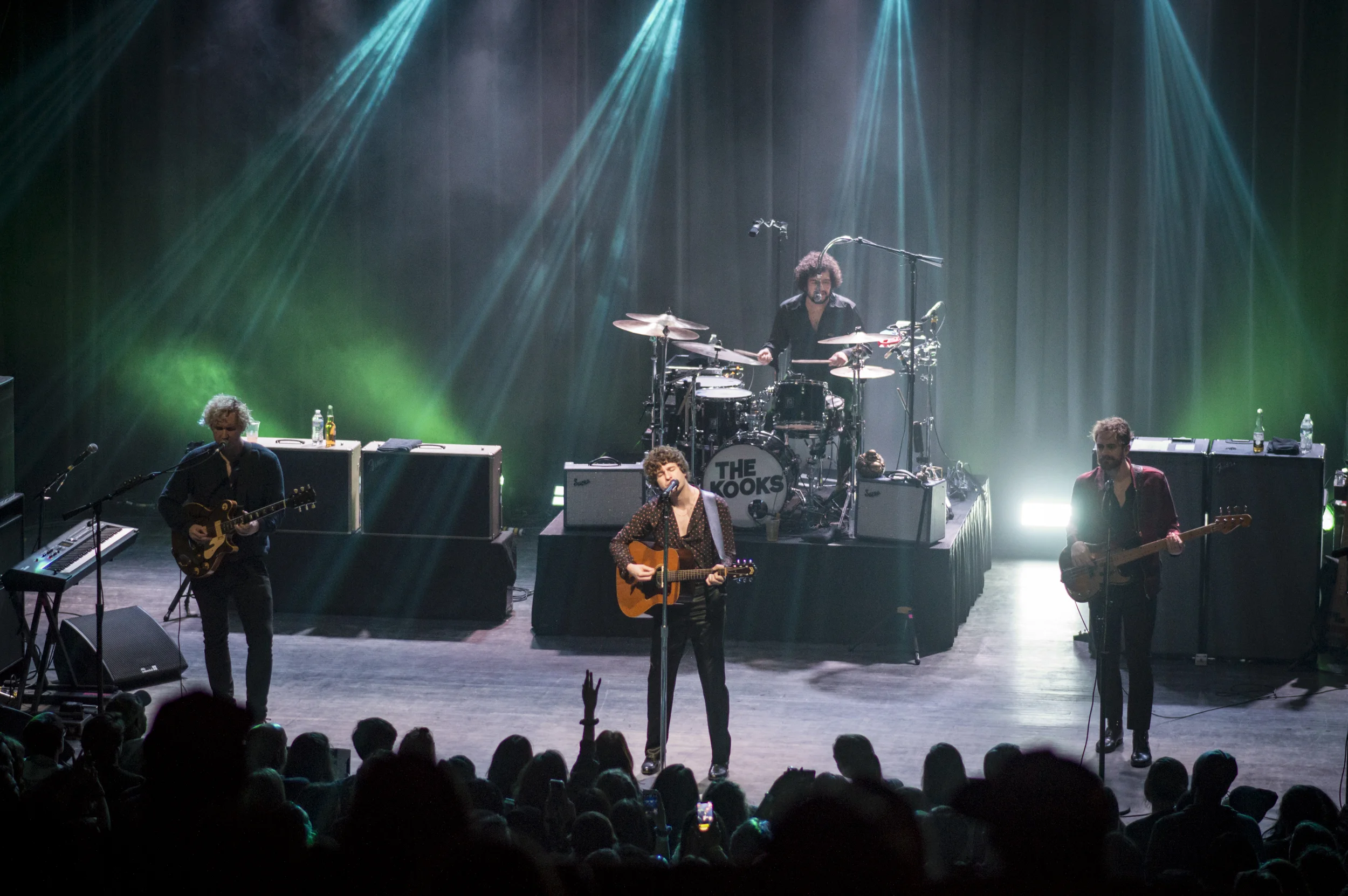 THUMBNAIL TheKooks-19.jpg