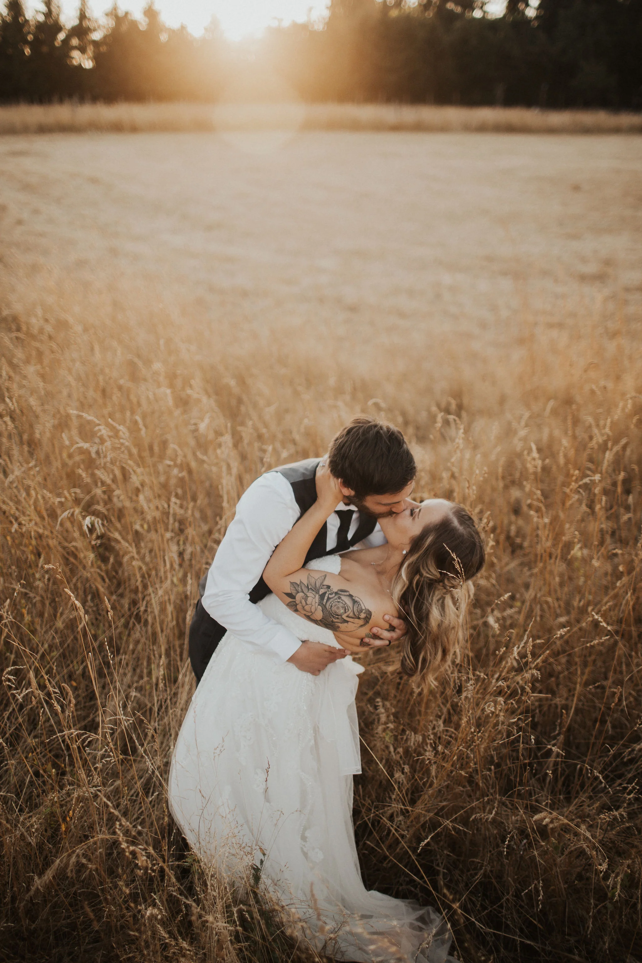 KelseyandTaylorPortraitsAugustMuseimagesPortlandWeddingPhotographer-91.jpg