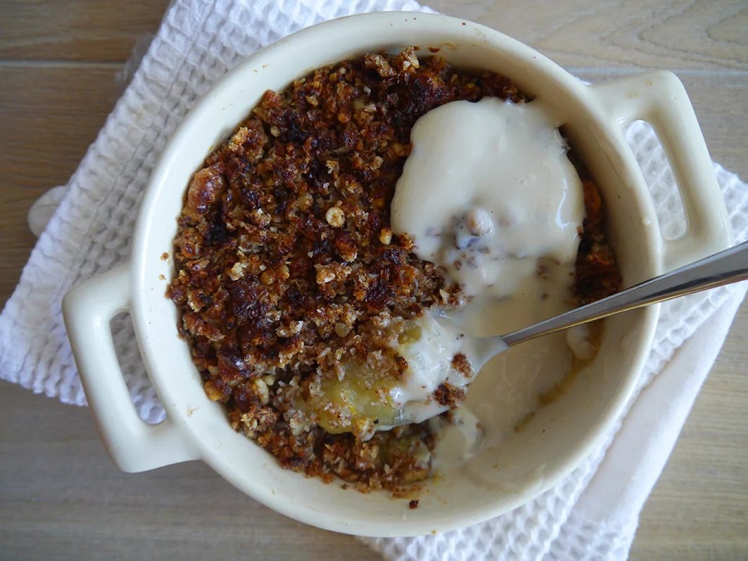Oat-Free Apple Crumble with Vanilla Custard