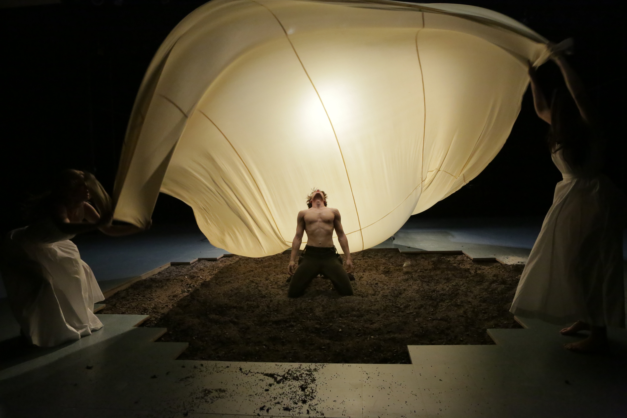 Iphigenia and Other Daughters, Juilliard, 2014, photographer: Jessica Katz