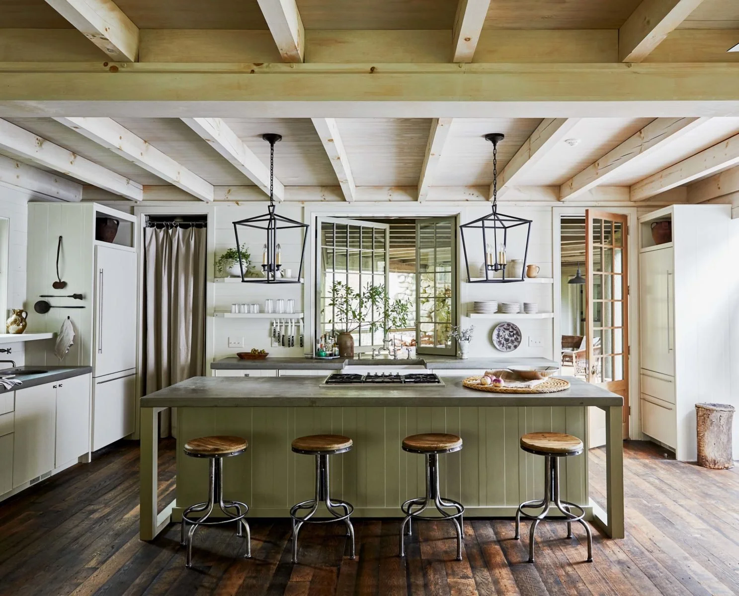 GG0221_SouthernHomes_19-1487x1200.jpg