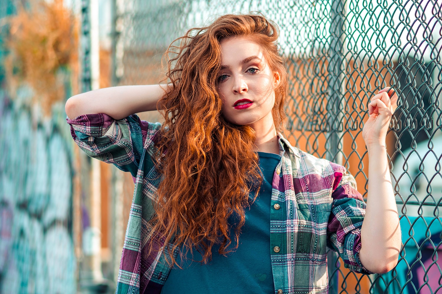  Model Red Hair Graffiti Plaid 