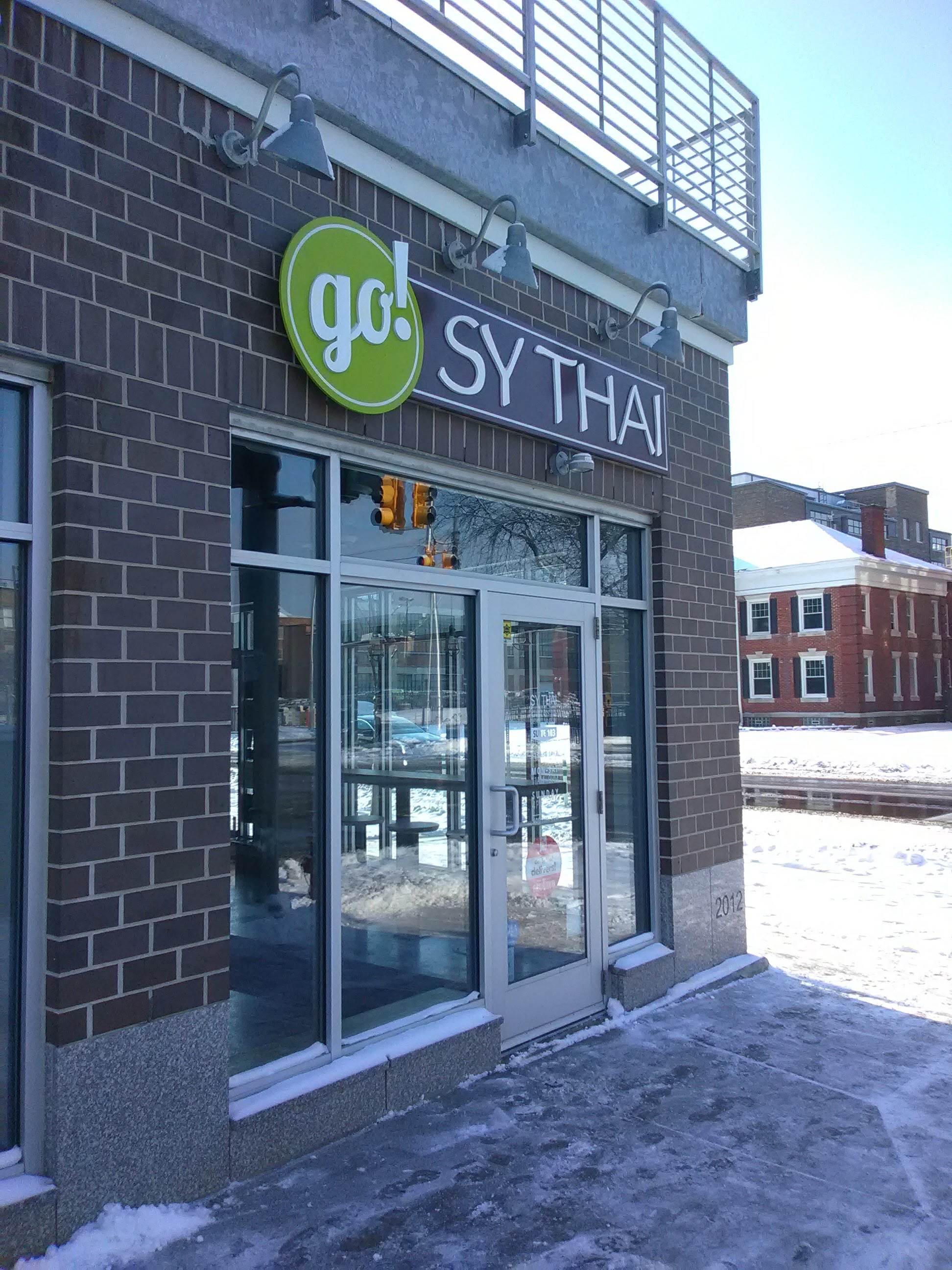 Go SY THAI MIDTOWN DETROIT at 4240 Cass Avenue