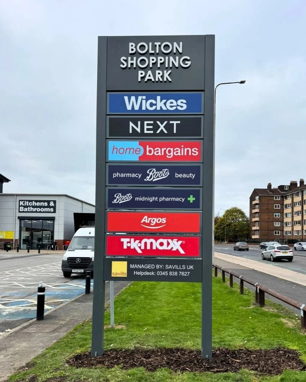 Bolton+Shopping+Park+signage.jpg