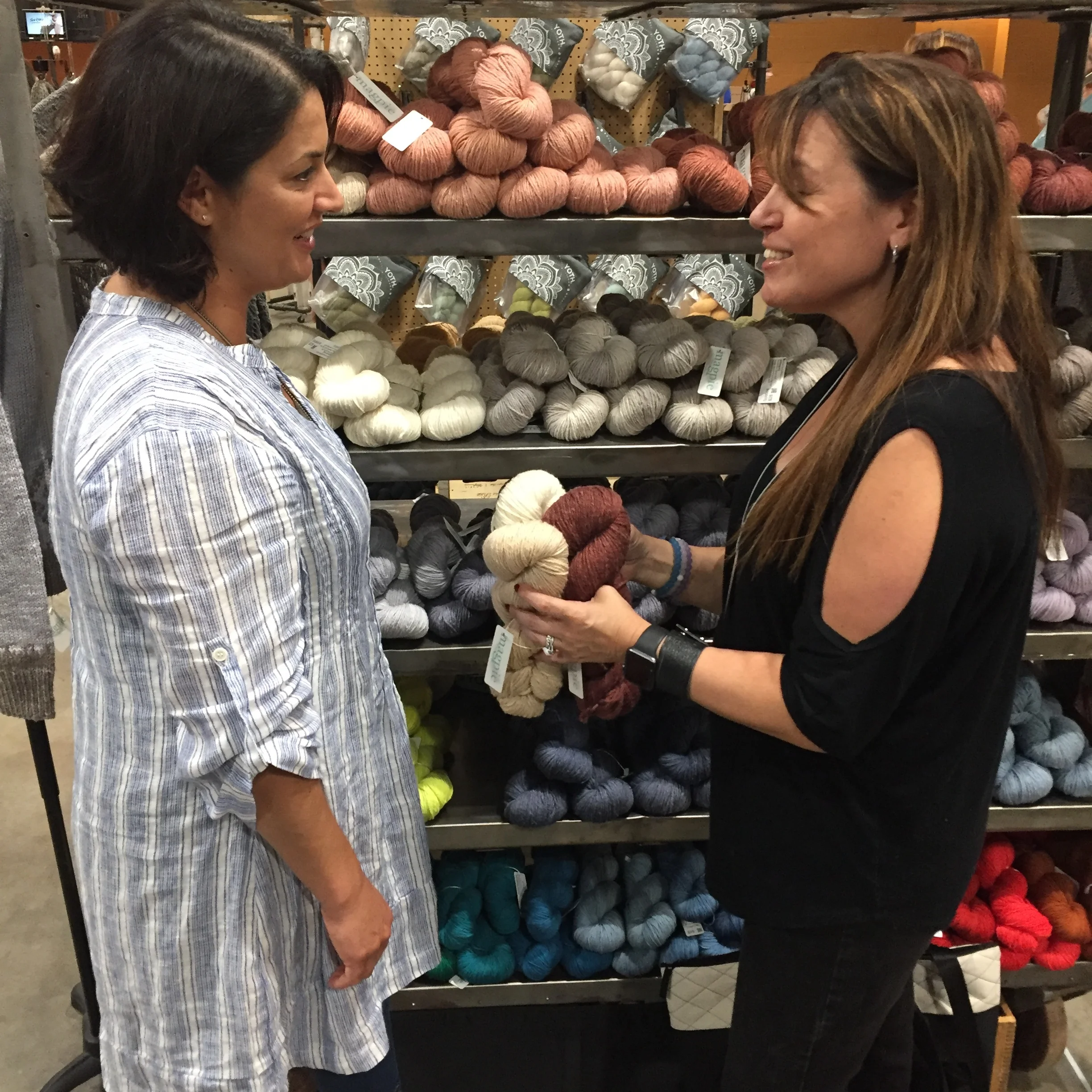 making important yarn decisions with Dami of Magpie Fibers