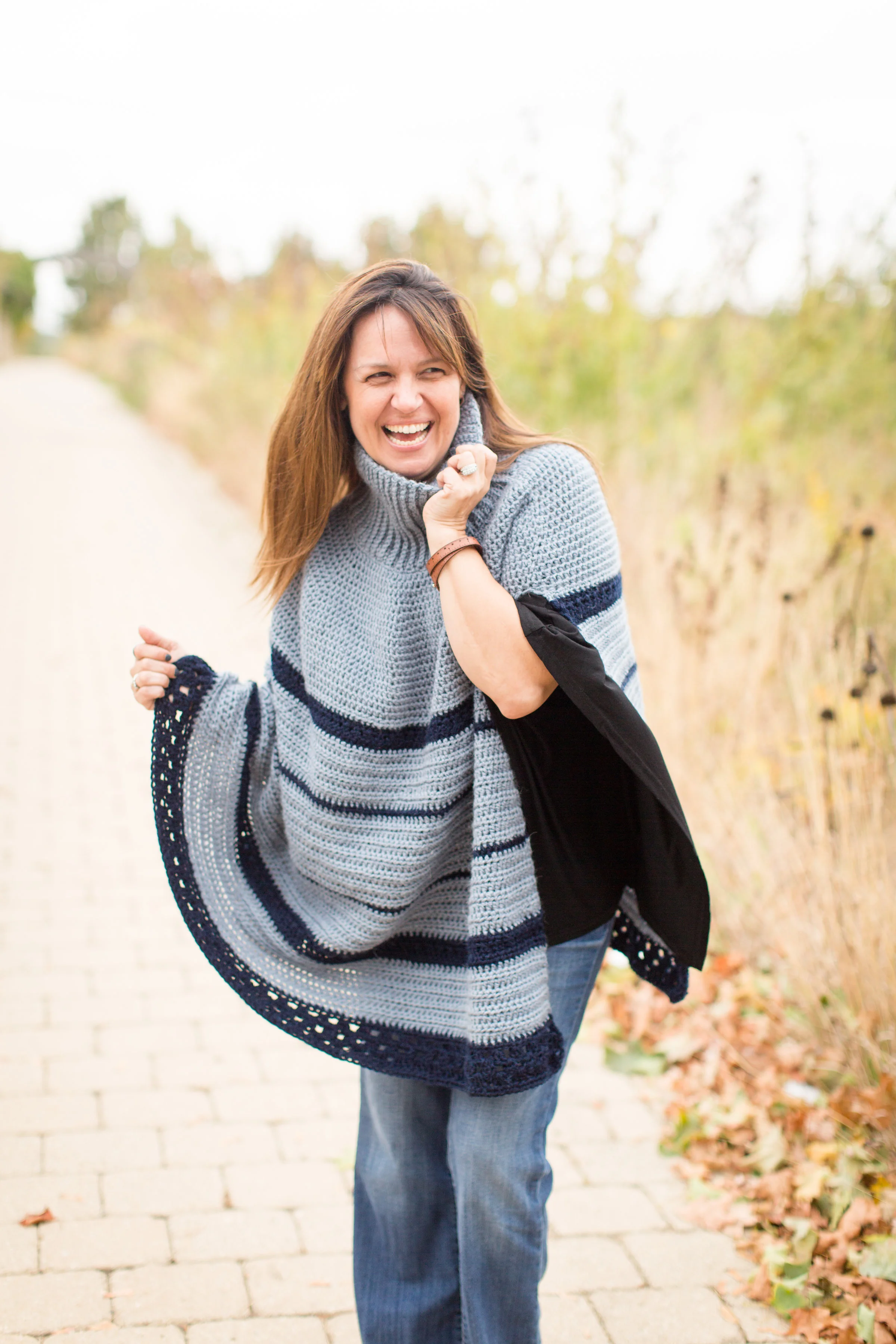 Montana_Poncho_AlexandraLee_Photography_6.jpg