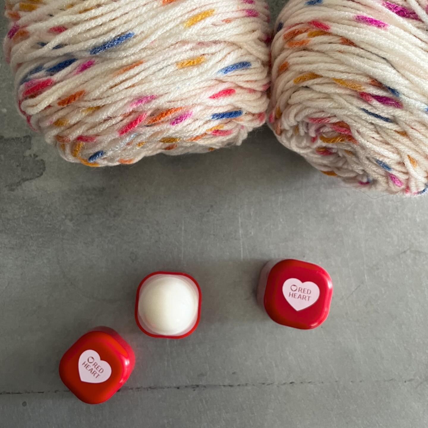 All the love for @redheartyarns and how they support this community!! Red Heart sent YARN and the cutest lip balm tears for our Stitch Up Chicago attendees! 

we loved hosting a Red Heart workshop featuring their Super Savor Brushed and everyone love