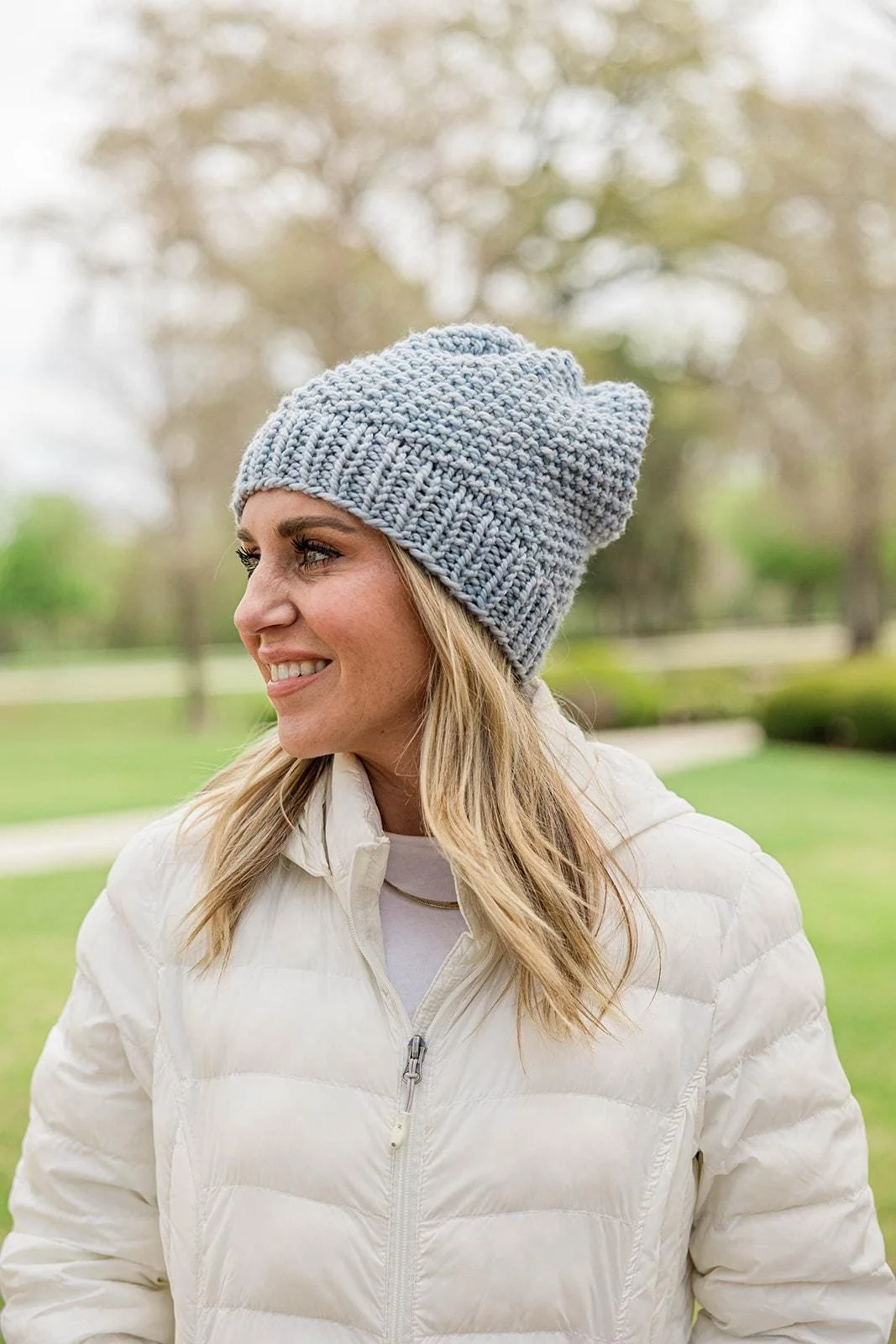 Easy Park City Beanie Knitting Pattern – Beginner Knit Pattern for Bulky Yarn