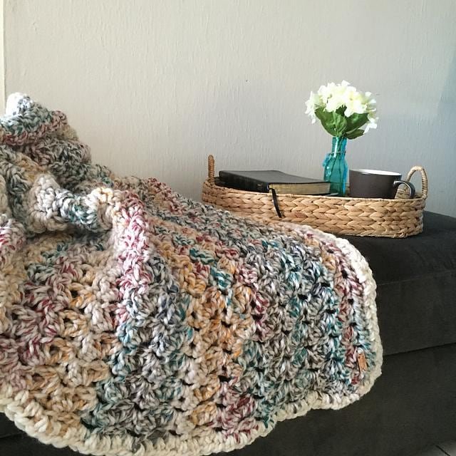 Chunky Throw Blanket Crochet Pattern for Bulky Yarn, Easy Beginner Crochet Home Decor Pattern