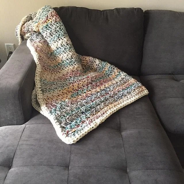 Chunky Throw Blanket Crochet Pattern for Bulky Yarn, Easy Beginner Crochet Home Decor Pattern
