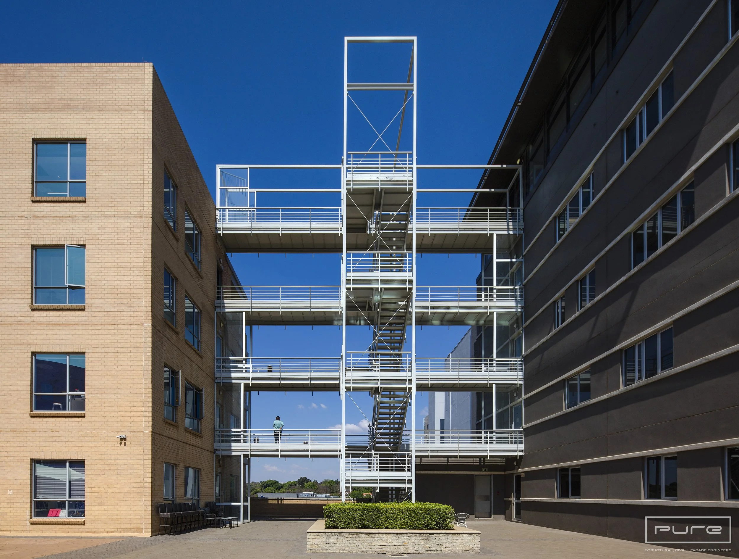PURE Melrose Arch day fire escapet exterior 1.jpg