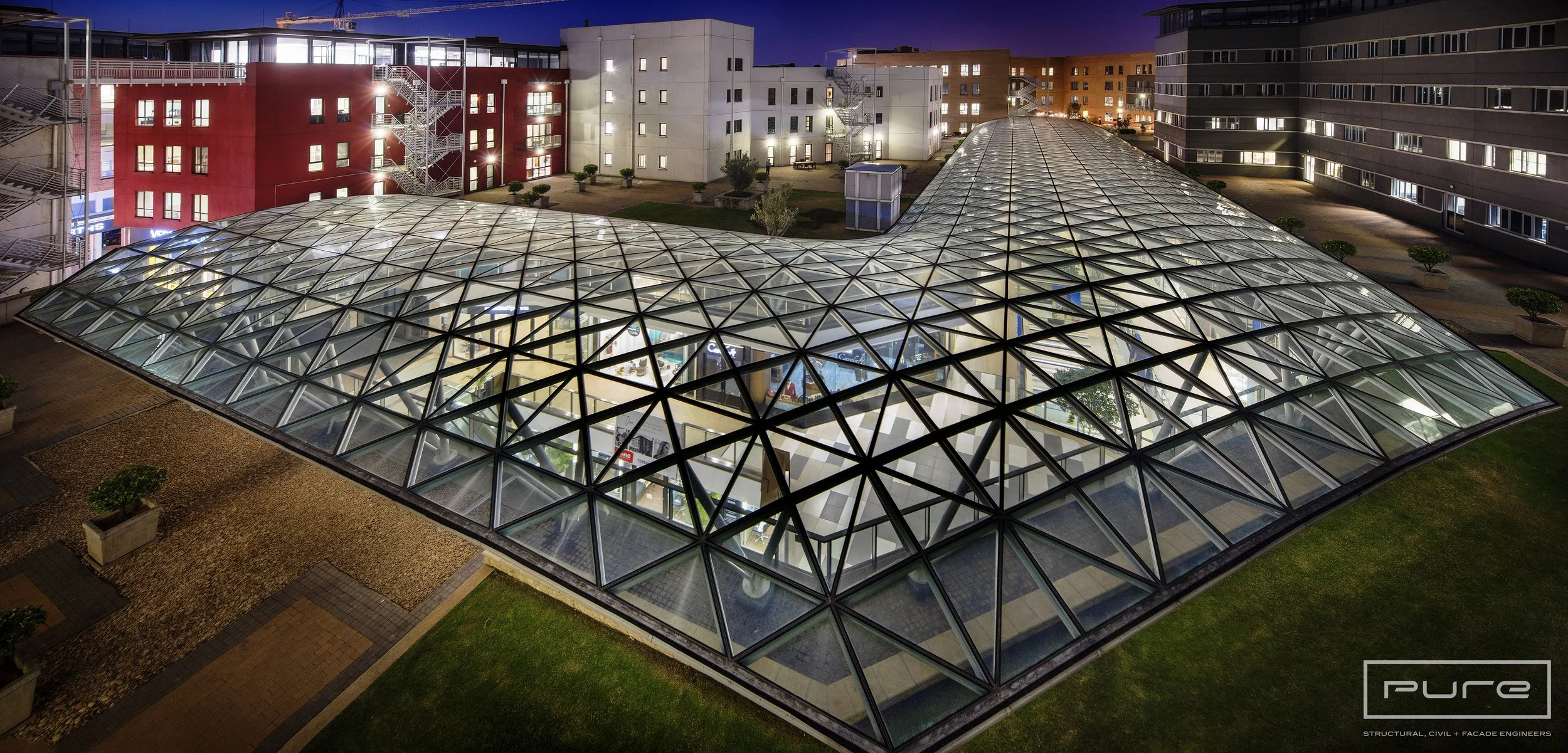 PURE Melrose Arch dusk pan of skylight exterior 1.jpg