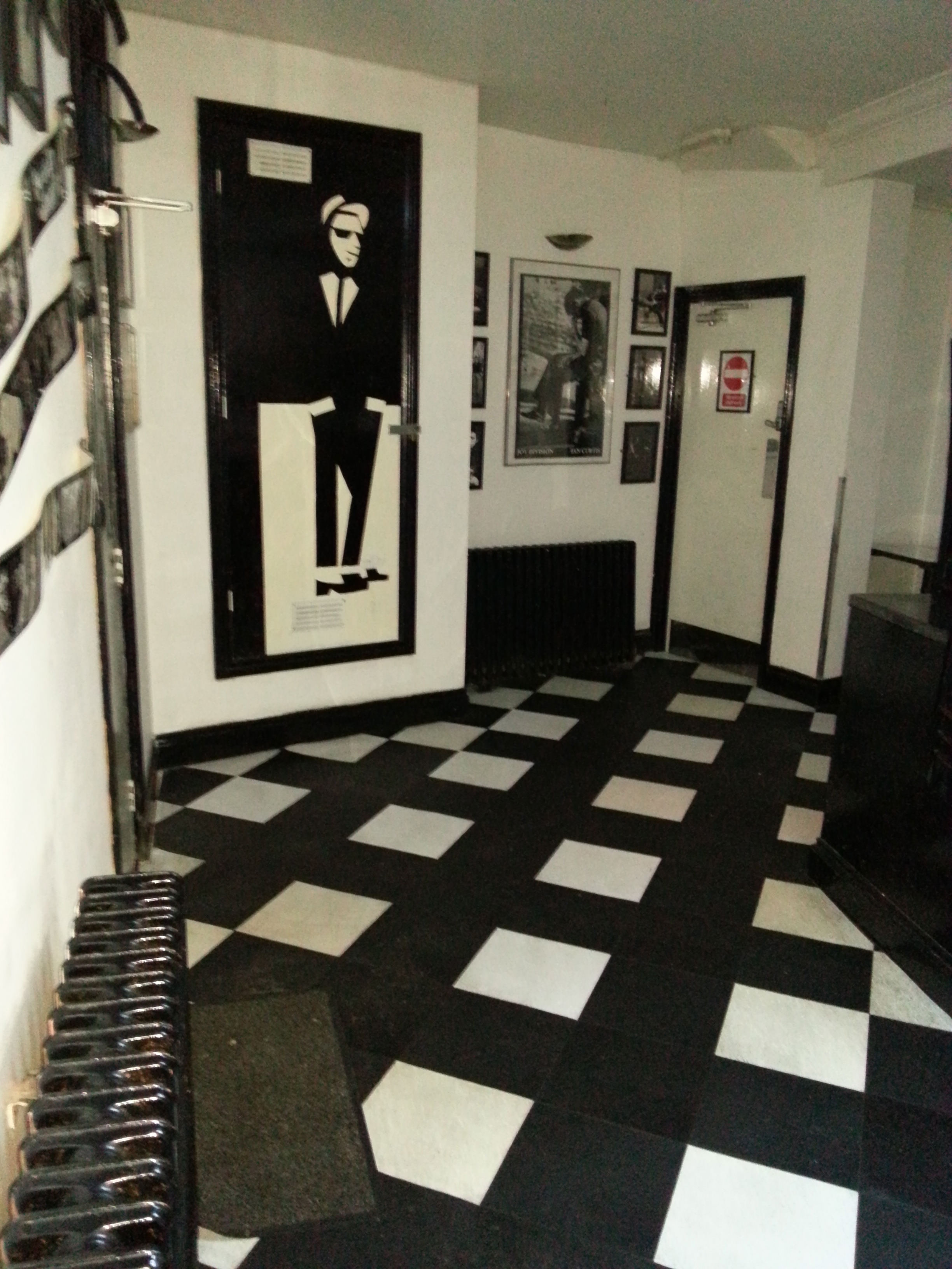 Back Bar