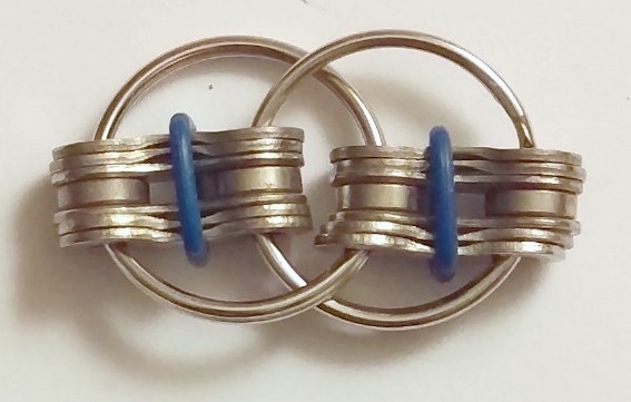 1 band (standard) Fidgi-Flip