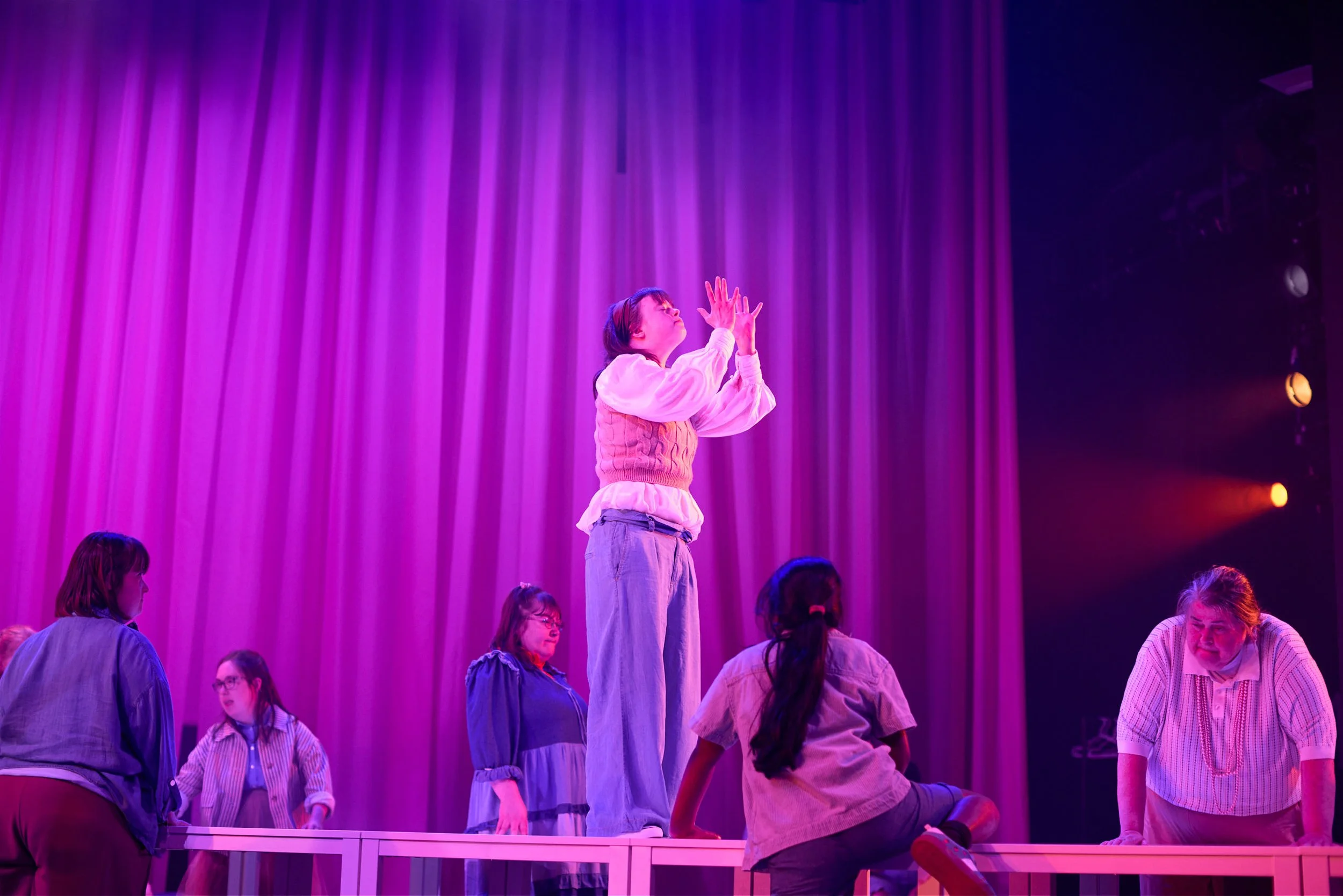 X049-LUNGHA-THE-TABLE-PRODUCTION-1505.jpg
