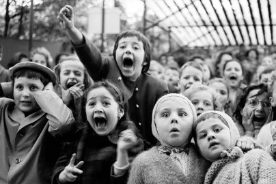 Alfred Eisenstaedt “Kids at a Puppet Show,” Paris, 1963