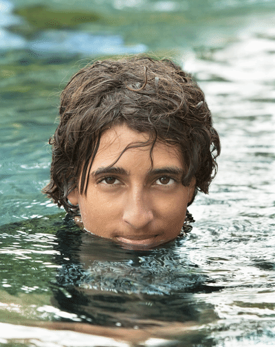 boy in water 800.gif