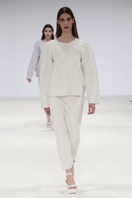 FASHION INNOVATION AWARD - HANNAH WILLIAMS