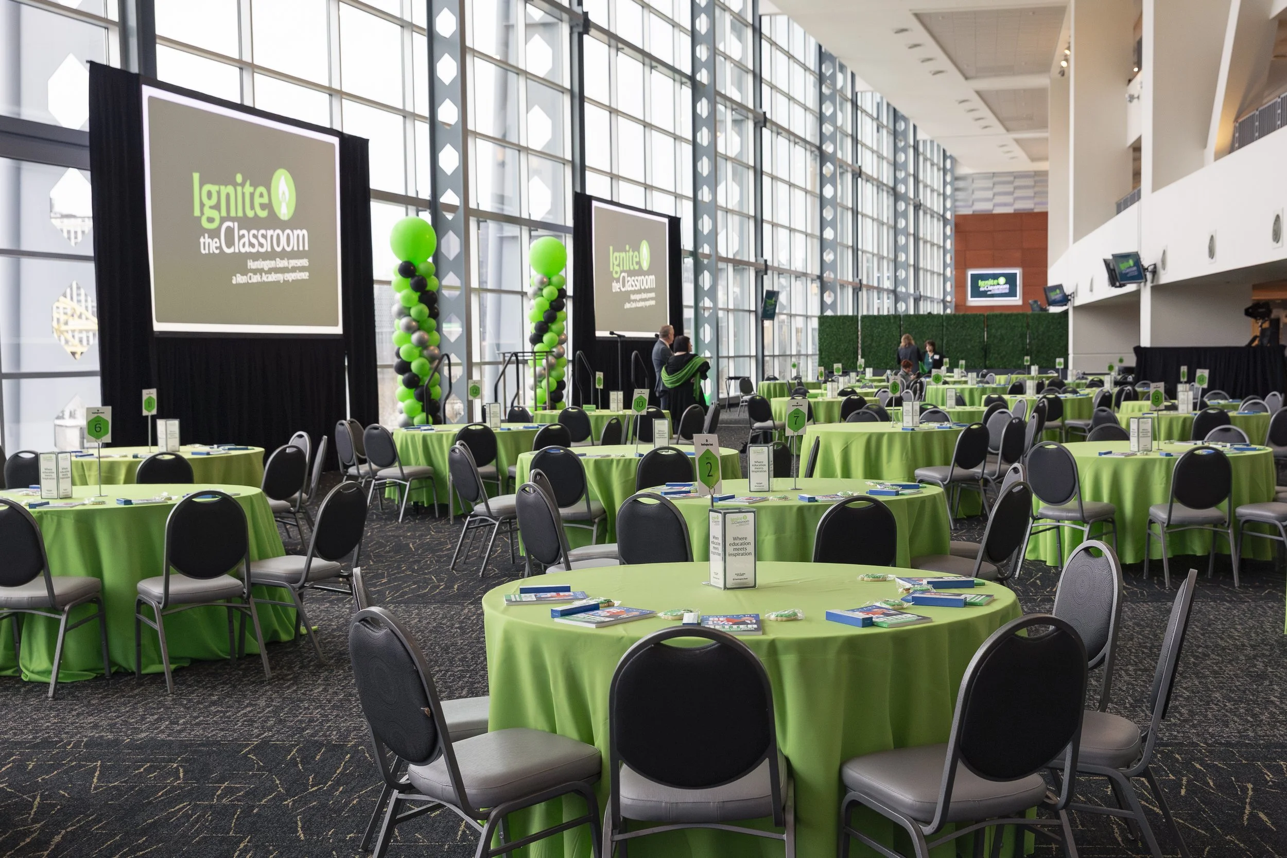 ron-clark-huntington-bank-3.jpg