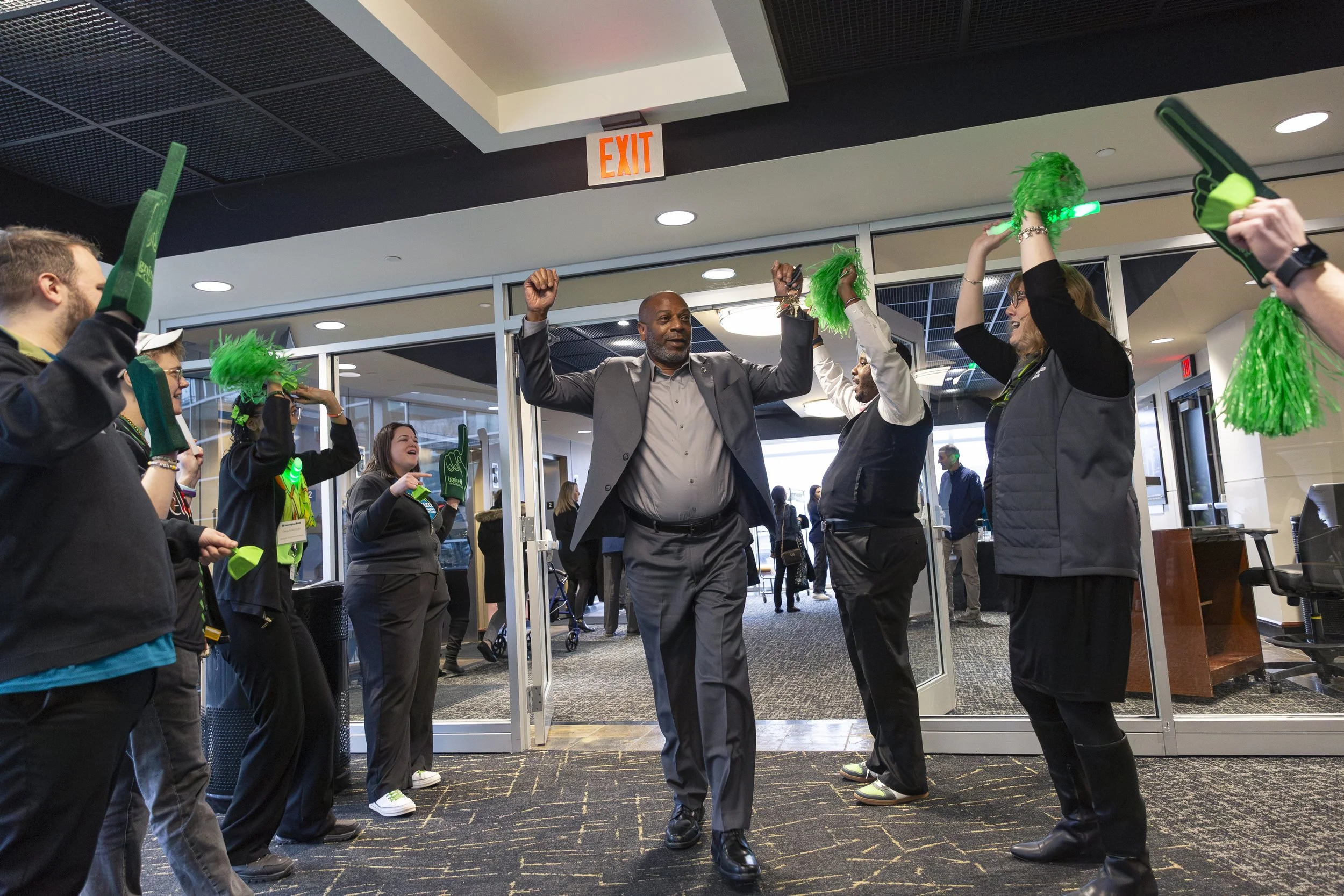 ron-clark-huntington-bank-7.jpg