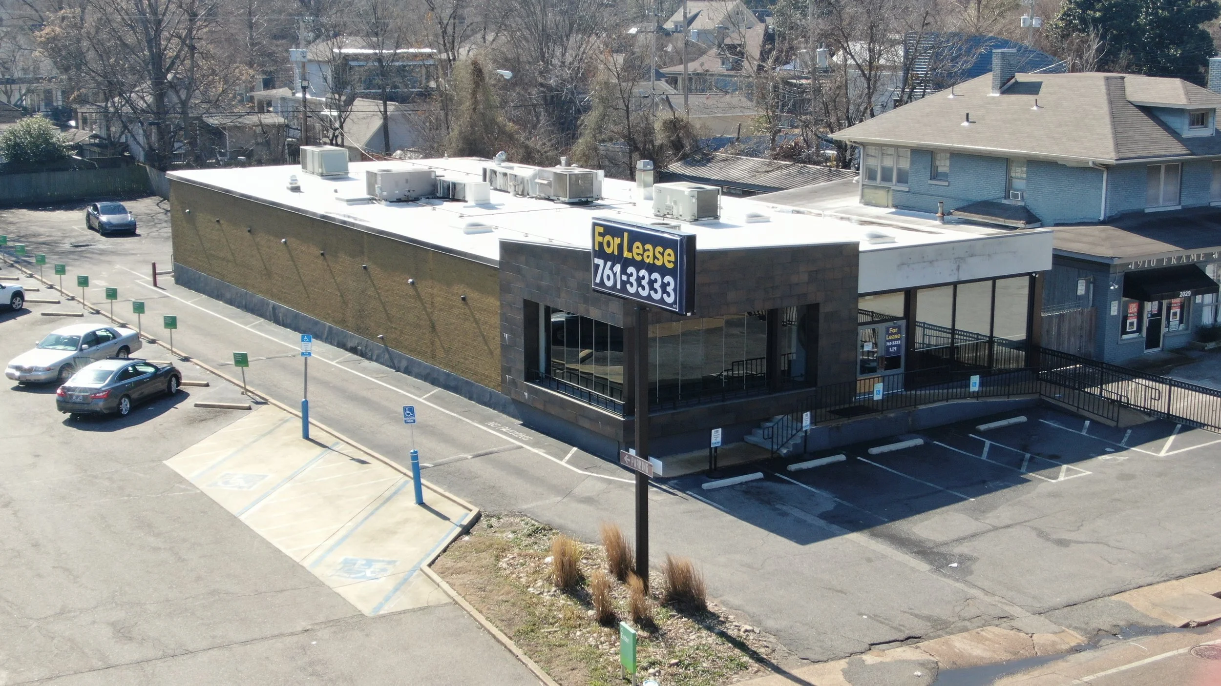 2035 - 2037 Union Avenue