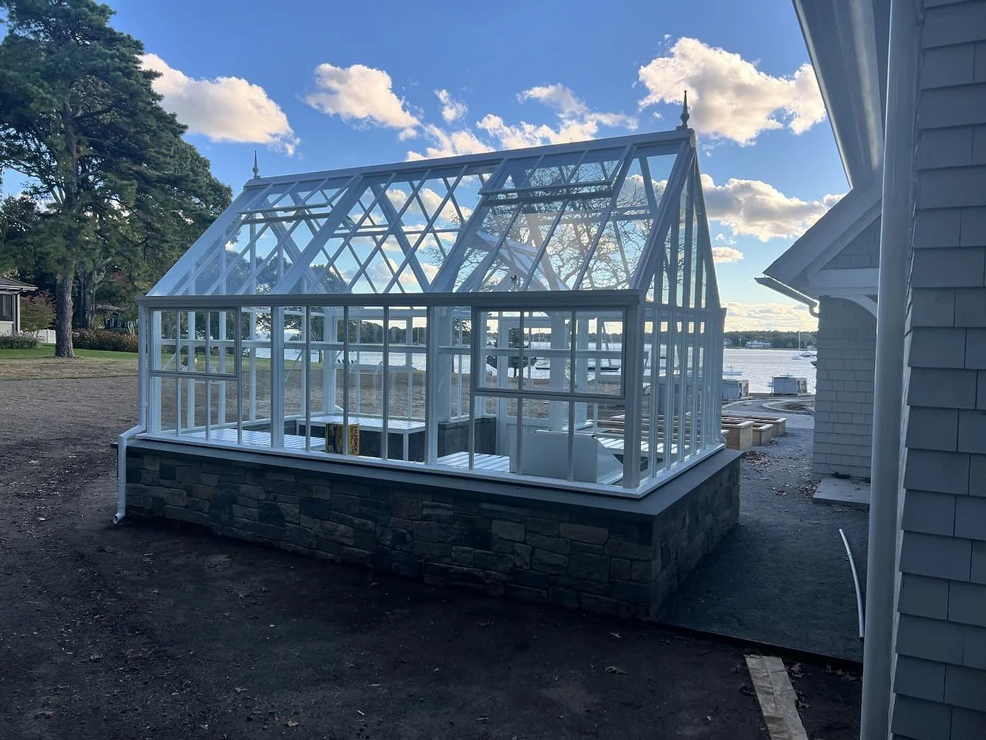 A client’s gorgeous custom greenhouse. I can’t take credit for it but I absolutely love looking at it when I’m onsite. Anyone who knows me well knows my dream of ‘living in a greenhouse’. A waterfront one like this would