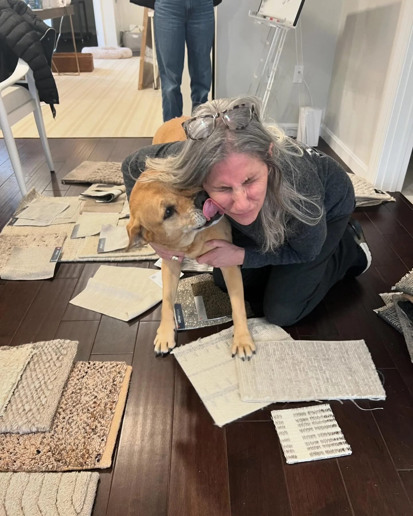 Reunited and it feels so good! @patriciastoneinteriors and I are teaming up for another project. Stay tuned for some fun updates as we transform a new construction home from drab to fab! To quote HGTV. 
.
.
.
#interiordesign #modernandtraditional #ar